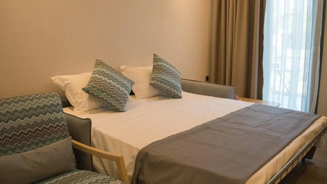 ניקיטי Costa Domus Blue Luxury Apartments